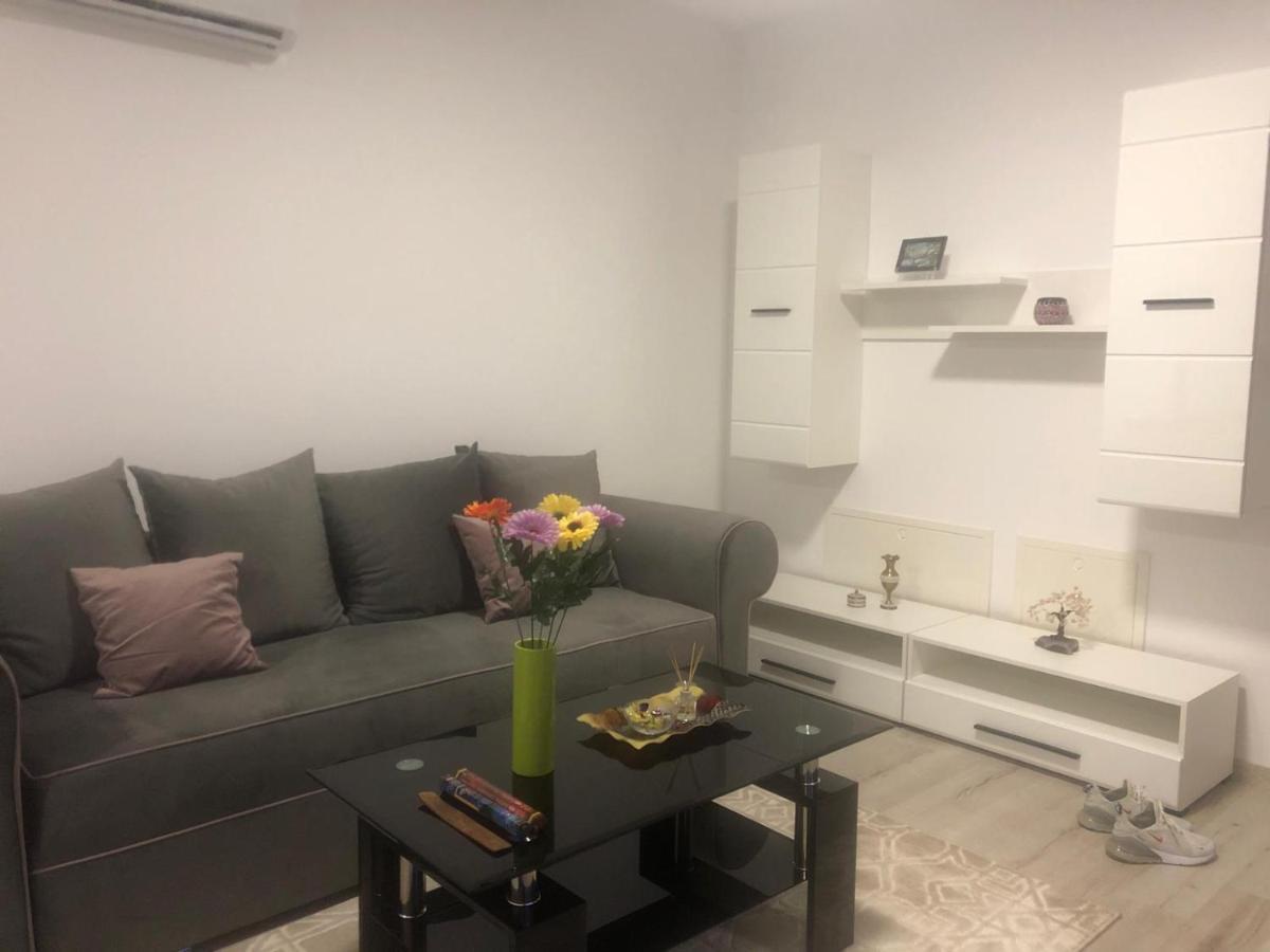 Apartament Cu 2 Camere ออราแด ภายนอก รูปภาพ