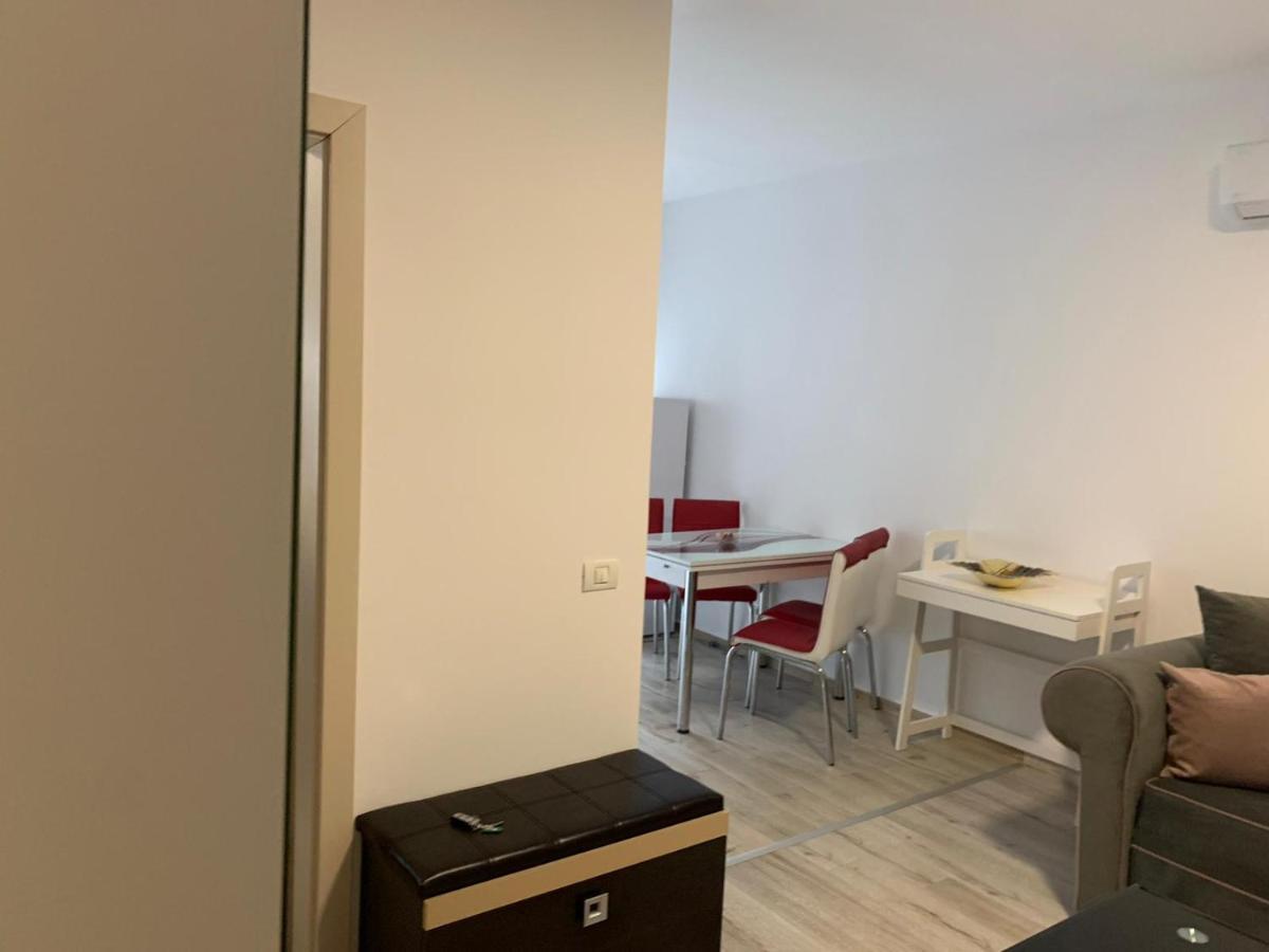 Apartament Cu 2 Camere ออราแด ภายนอก รูปภาพ
